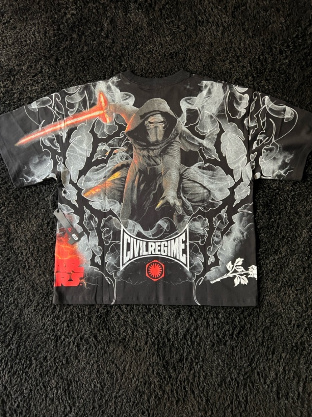 Civil Regime Star Wars Kylo Ren Graphic Short Sleeve Tee - Black/Red
